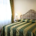 Relais Balcone Di Giulietta Pensjonat 4*