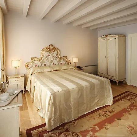 Relais Balcone Di Giulietta Gasthuis 4*
