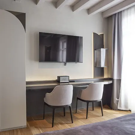 Relais Balcone Di Giulietta 4*