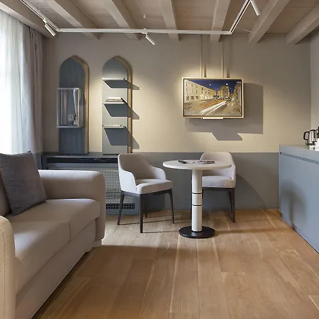 Relais Balcone Di Giulietta 4*