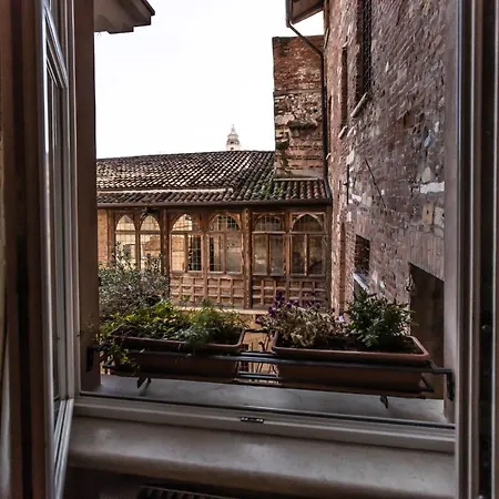 Relais Balcone Di Giulietta 招待所