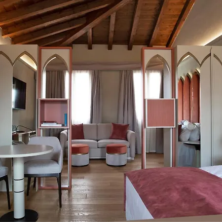 Relais Balcone Di Giulietta Pensión 4*