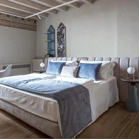 Relais Balcone Di Giulietta ゲストハウス ヴェローナ