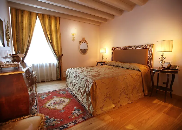 Relais Balcone Di Giulietta 4* فيرونا